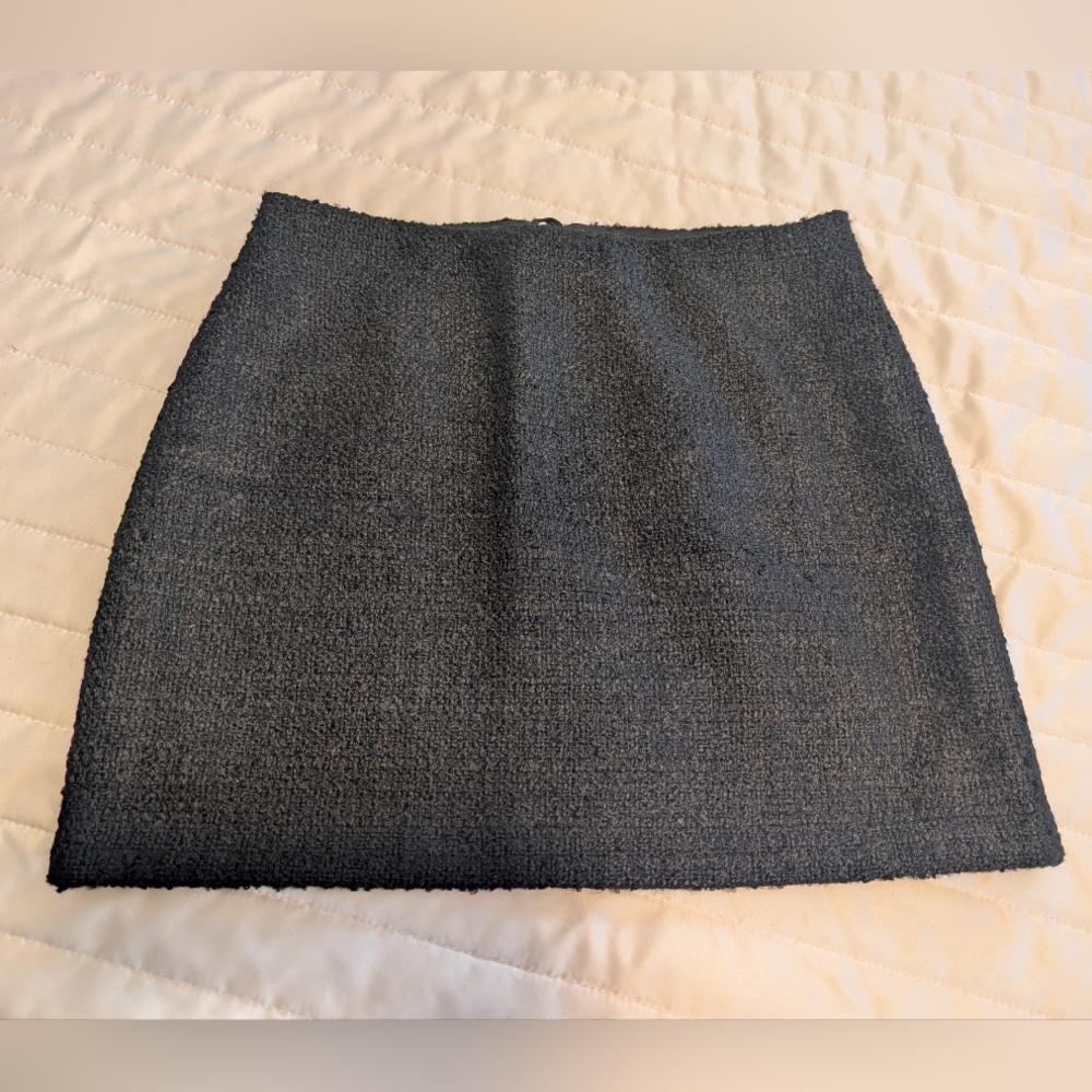 H&M Textured Black Mini Skirt